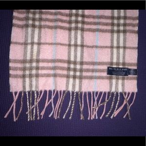 COPY - Light pink Burberry plaid scarf